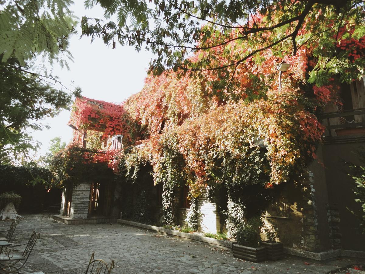 Hotel Legjenda Shkodra Exterior foto